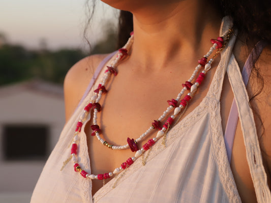 Berry Crush – Layered Raspberry & White Beaded Necklace