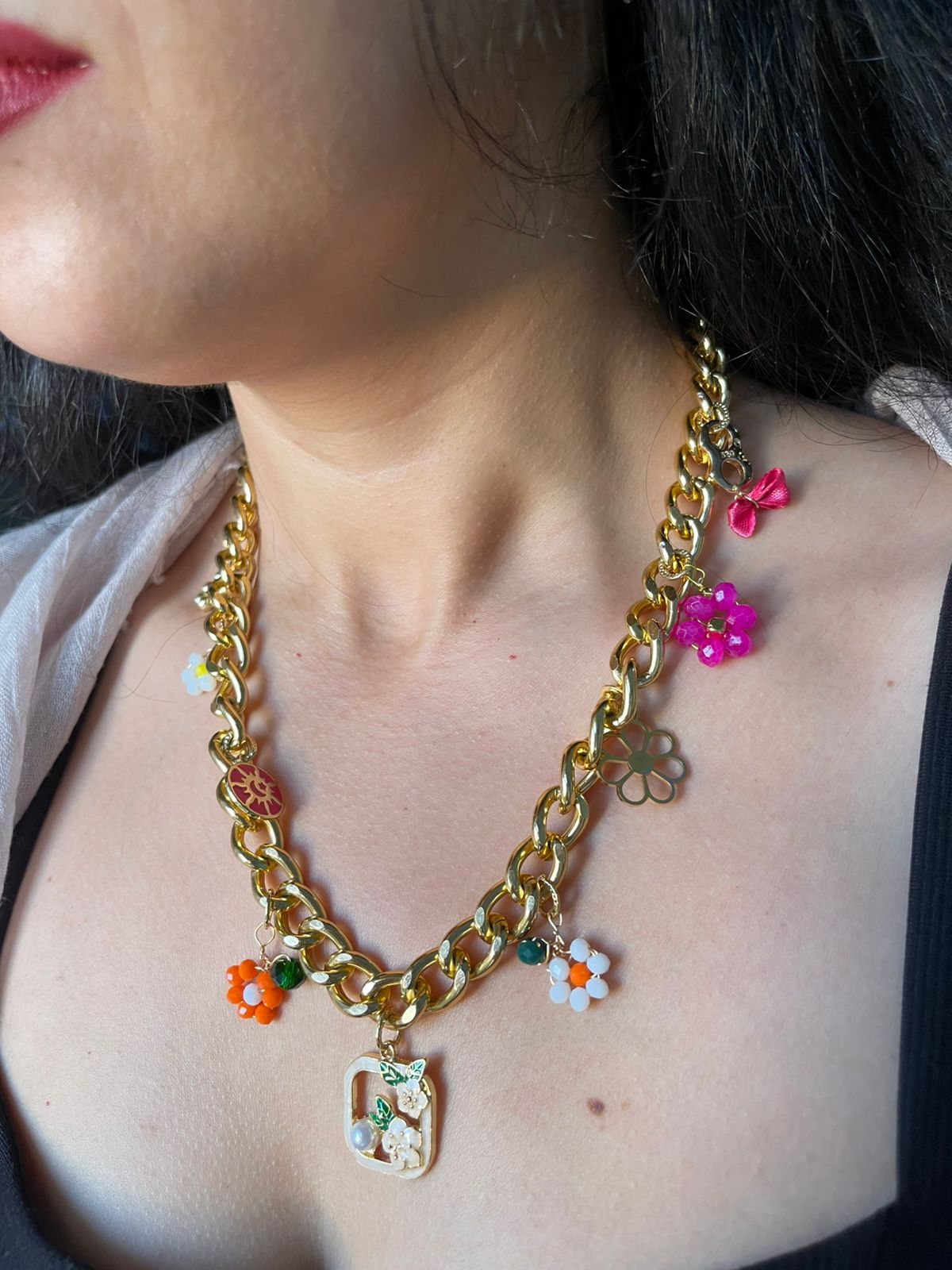 Bloom Charms – Colorful Floral Necklace with Playful Gold Chain