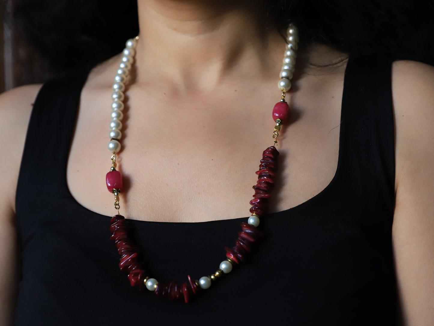 Crimson Reef – Pearl & Red Coral Necklace with Gold Accents
