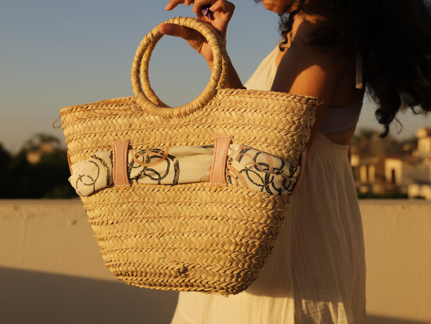 Sandy Breeze – Straw Tote with Printed Scarf Bow